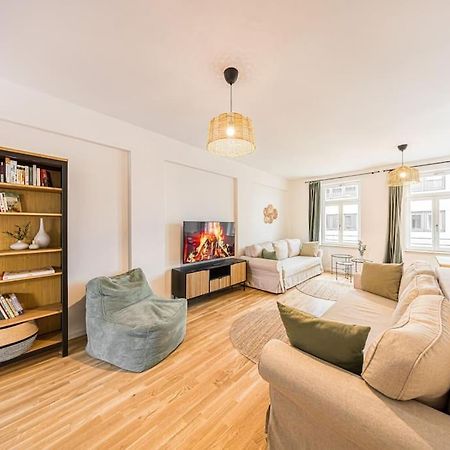 Stylisches Zentrales City-Apartment Mit 2 Balkonen Leipzig Dış mekan fotoğraf