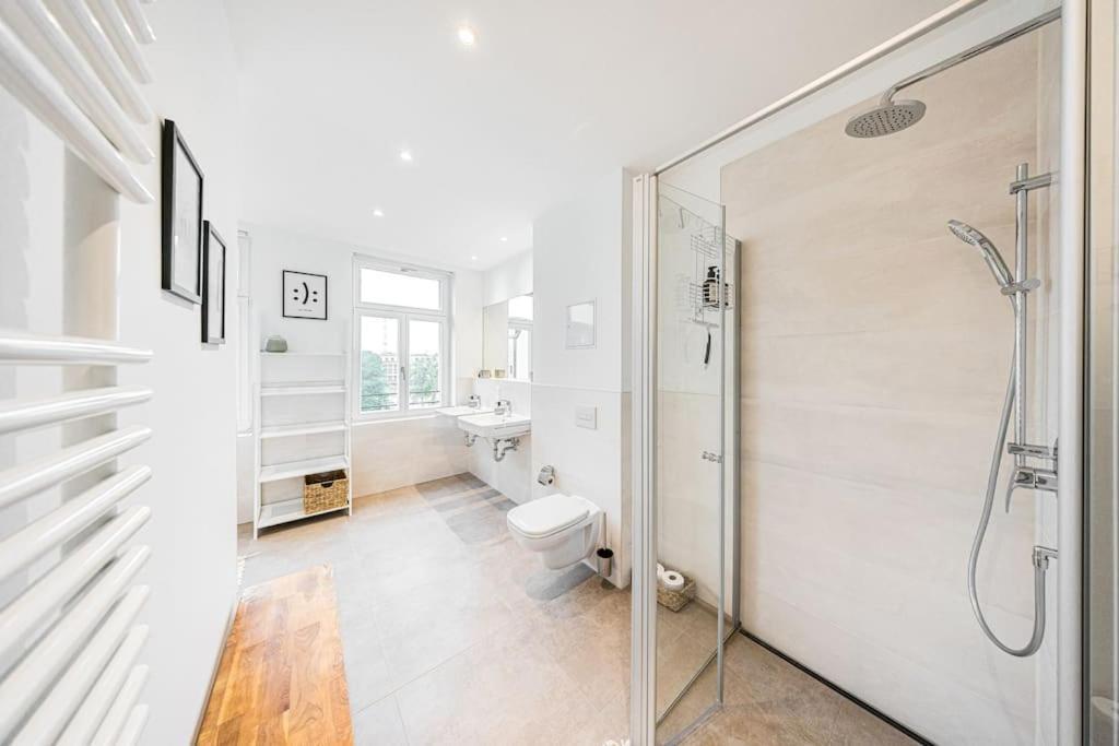 Stylisches Zentrales City-Apartment Mit 2 Balkonen Leipzig Dış mekan fotoğraf