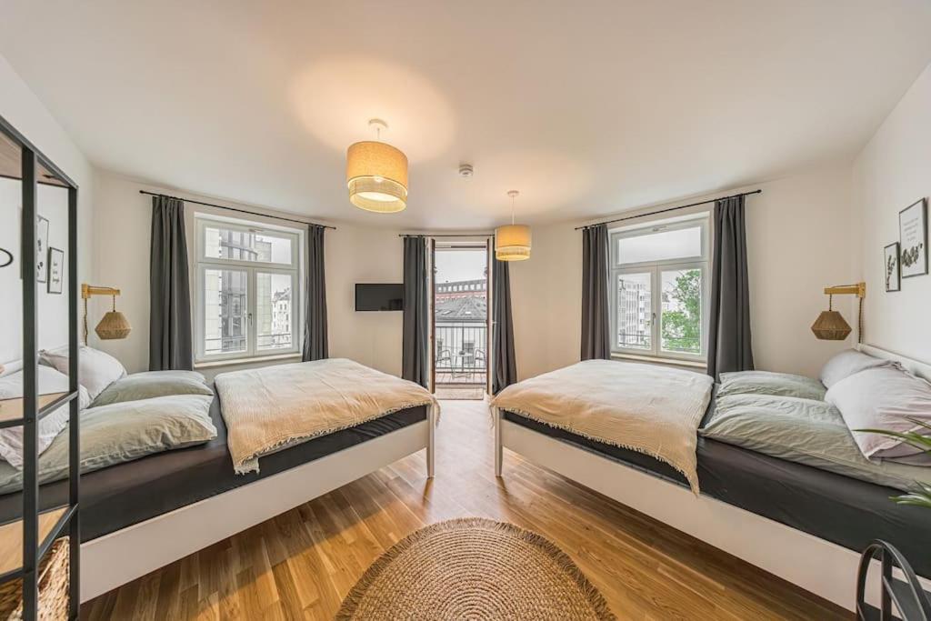 Stylisches Zentrales City-Apartment Mit 2 Balkonen Leipzig Dış mekan fotoğraf