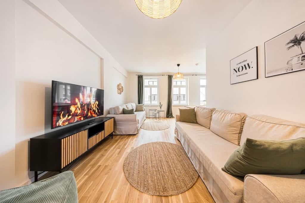 Stylisches Zentrales City-Apartment Mit 2 Balkonen Leipzig Dış mekan fotoğraf